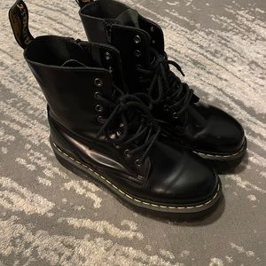 Dr Martens Air Wair Boots Sz 8